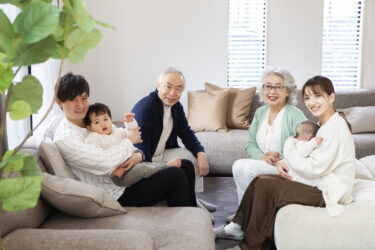 富裕層が実践している「所得分散」のテクニックとは？｜合法的に税負担を軽減する戦略を徹底解説